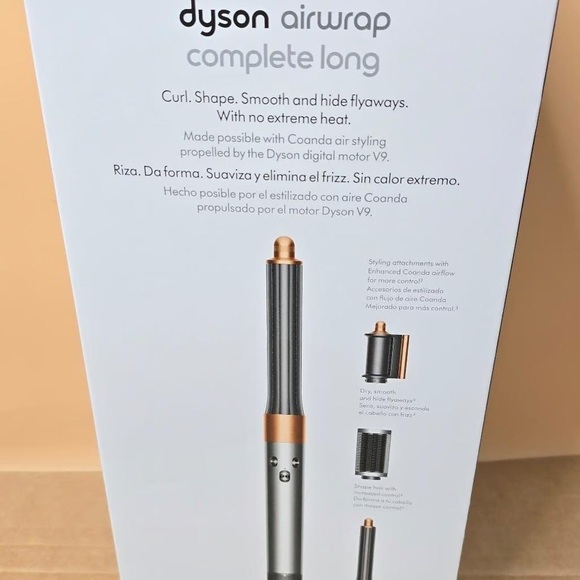 New Dyson airwrap complete long black/gold. - Picture 11 of 11